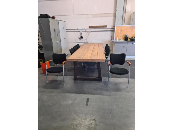 tafel steigerhout fijn afgewerkt met of zonder stoelen