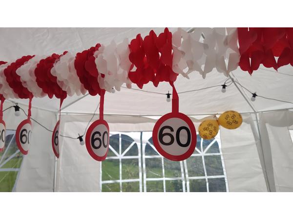 60 jaar slingers en versiering