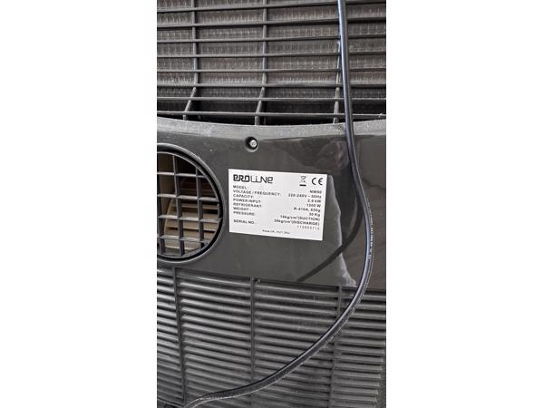 Oudere, maar prima werkende mobiele airco.