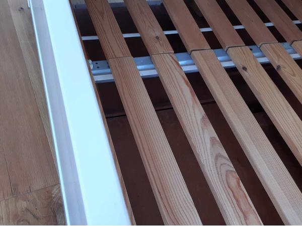 Ikea Hemnes bed 140 x 200 vintage model, frame + lattenbodem