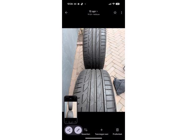 Banden twee stuks Bridgestone 225/40/18 nieuw