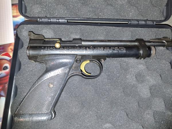 Crosman 2240 pistool