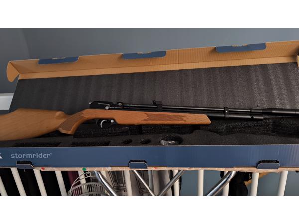 Te Koop een nieuwe Diana Stormrider pcp buks in 0.177 4.5mm.