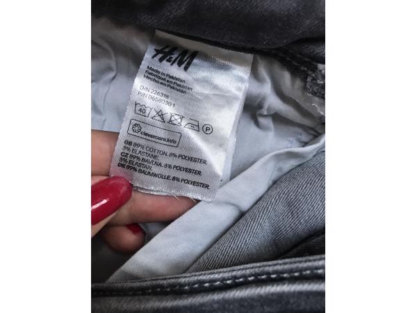 Grijze spijkerbroek - H&M (nieuw)