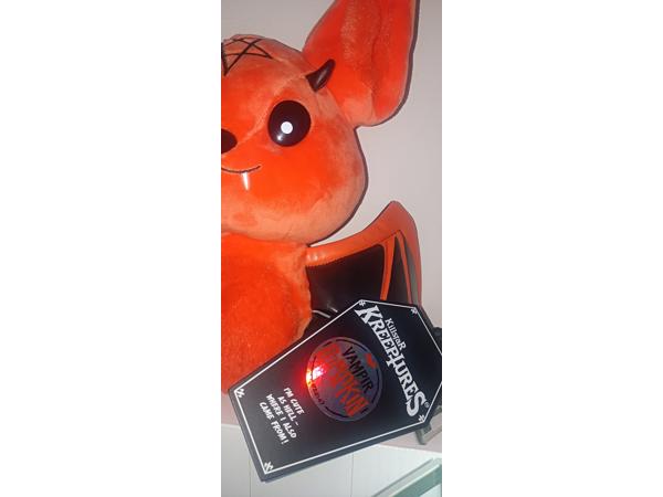 Vampire pumpkin  plush toy van killstar kreeptures