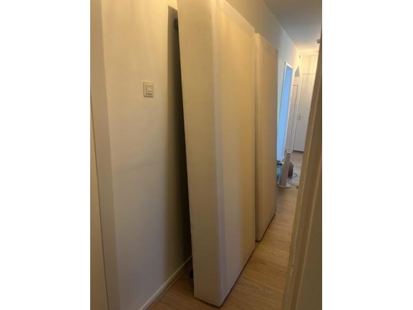 2 gratis boxsprings