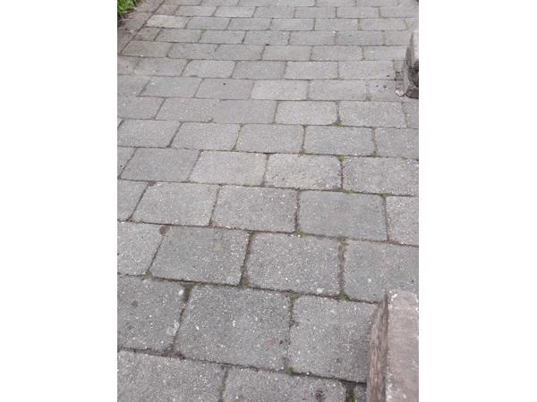 20x30cm  tuintegels,  120stuks, ruim 8m2