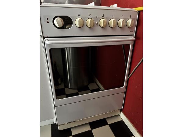 ATAG gasfornuis met oven en grill.