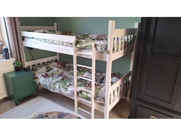 Stapelbed of 2 losse bedden