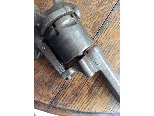 Penvuurrevolver . volkomen legaal