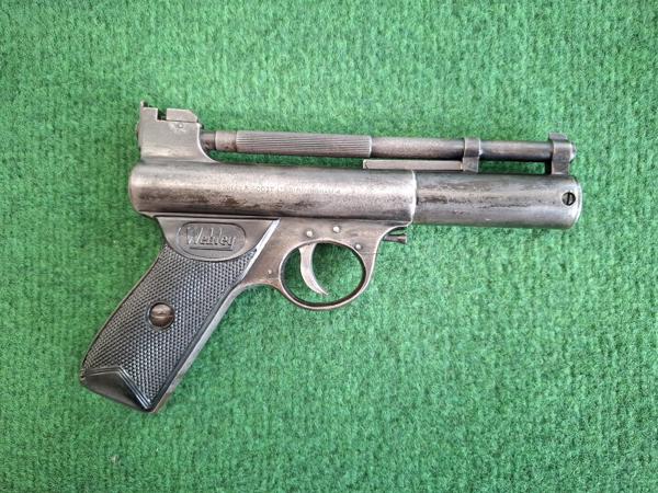 Webley Mark I bouwjaar 1945 .177 veerpistool