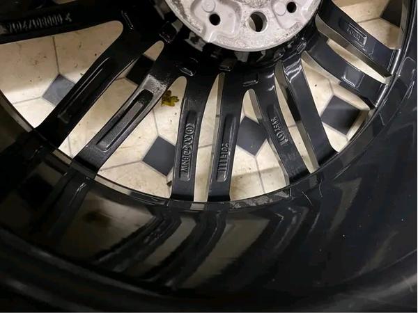 Genuine BMW Style 664M 19” Alloy Wheels – Ref #615