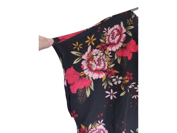 zomerjurk bloemen zwart roze M