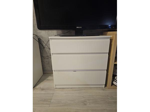 furniture used in good condition small signs of wear