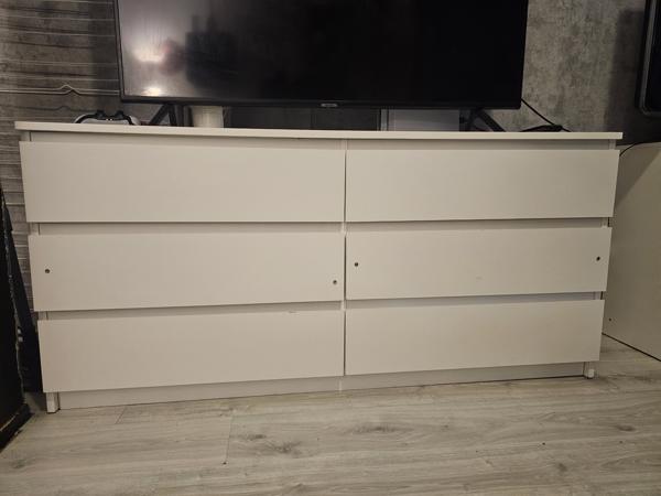 furniture used in good condition small signs of wear