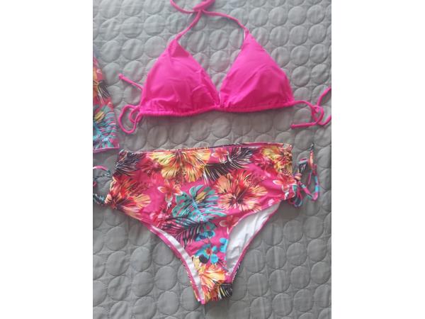 3 delig Bikini set roze bloemen XL