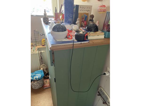 Halfhoge kledingkast IKEA