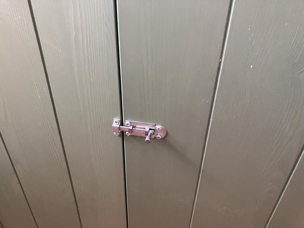 Halfhoge kledingkast IKEA