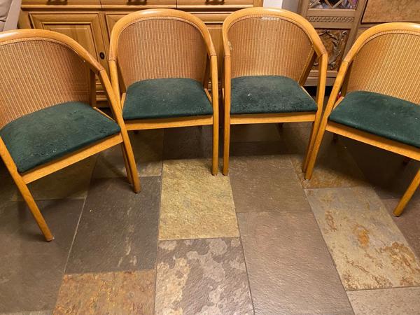 4 eettafel stoelen