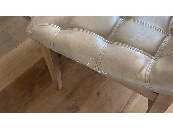 Bank voor bij eettafel