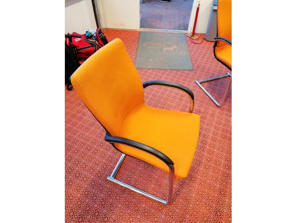 Handige stoelen en tafels