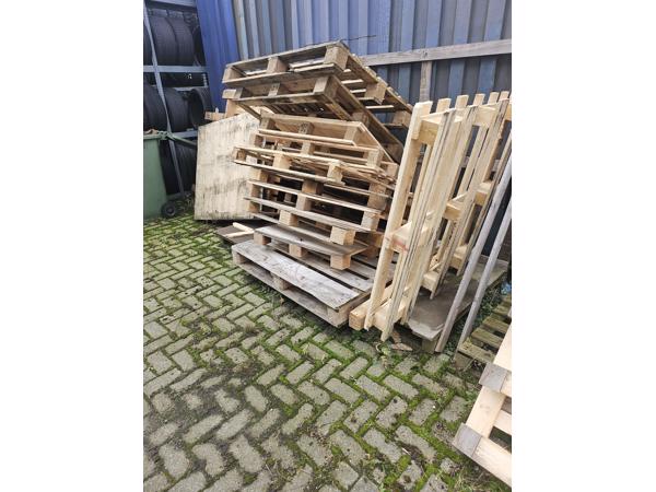 Gratis houten pallets