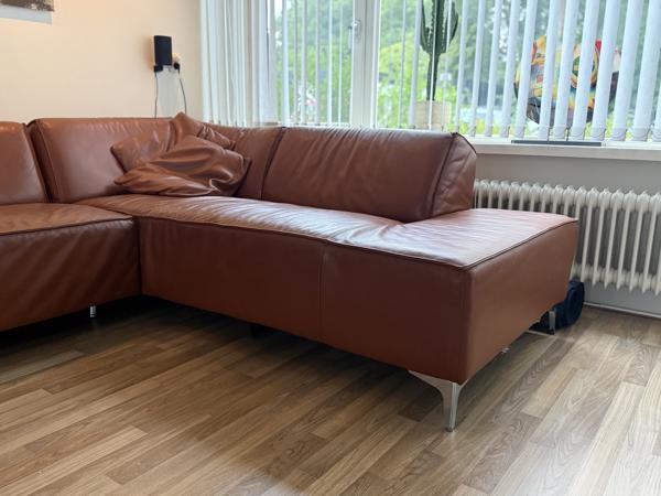 Cognac kleurige hoekbank