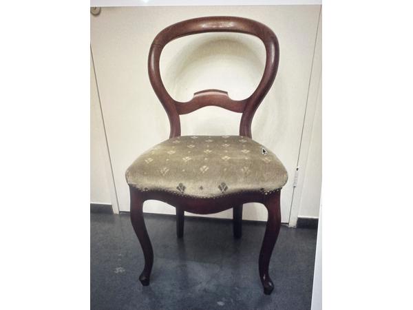 Mahonie houten rond eettafel met 4 stoelen