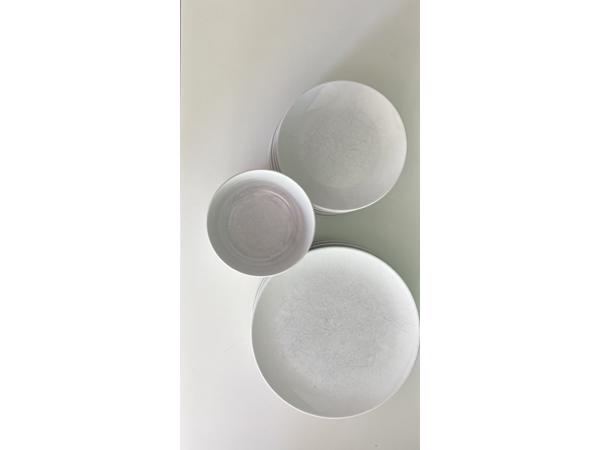 18 delig servies set wit - Flitighet