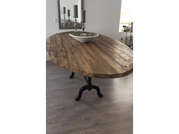 Ovale teakhouten eettafel 220x110 inclusief onderstel