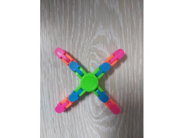 Flexibele Fidget Spinner groen meerkleurig