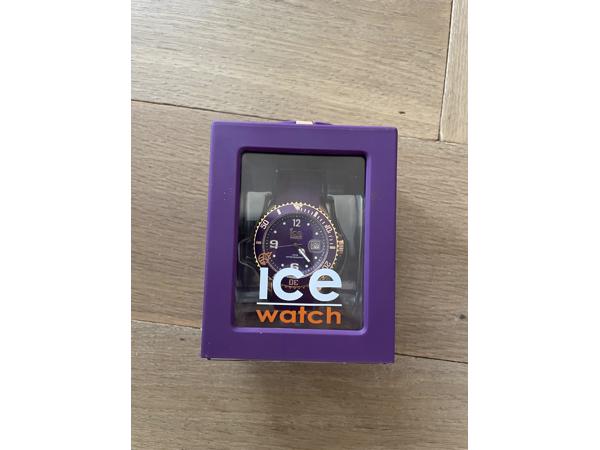 Paarse ICE WATCH met rosé metalen kast