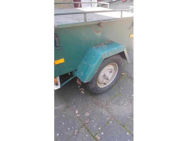 Bagage-aanhangwagentje met veel ruimte