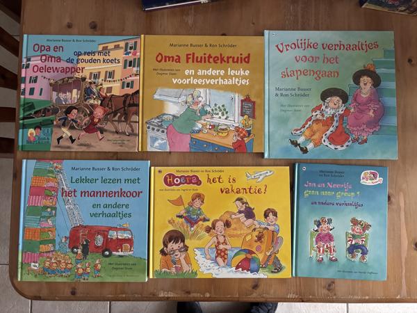 Opa en oma Oelewapper op reis met de gouden koets ( Busser S