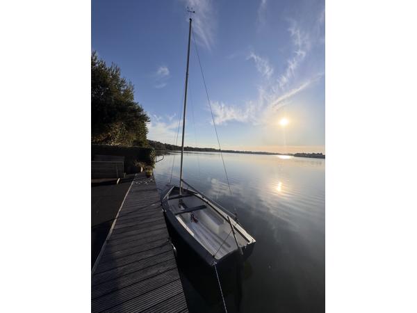 Zeilboot aangeboden wegens beeindigen hobby