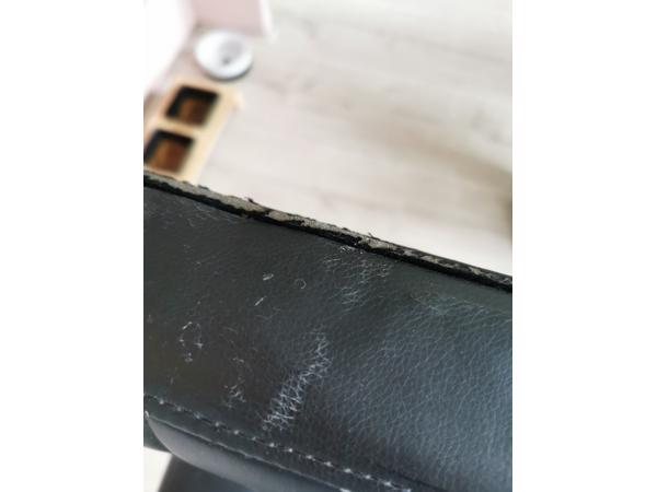 4 eetkamer stoelen zwart met metalen frame