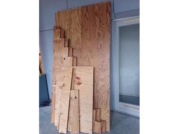 Hout, balken en underlayment