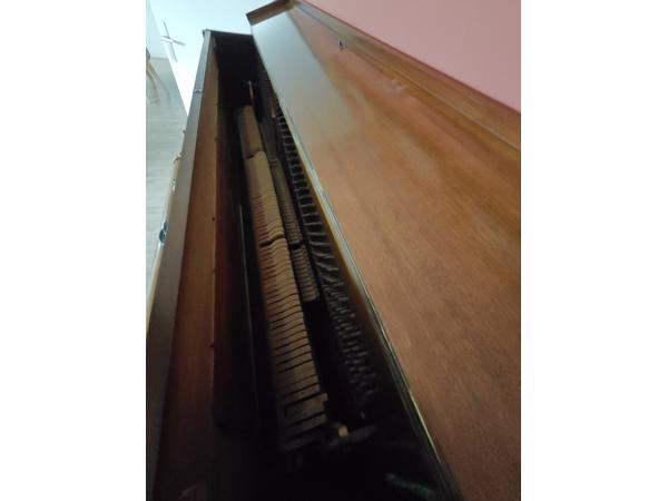 Antieke piano Acker & Feldrappe (Jena)