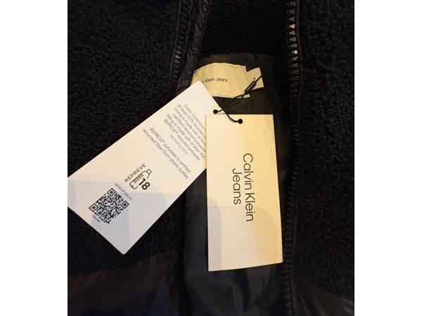 Zwarte Winterjas van bekend merk/Niet gedragen/Maat S