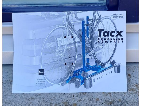 Een hele goede fietsendrager merk Tacx T2450 opklapbaar.🚗🚵