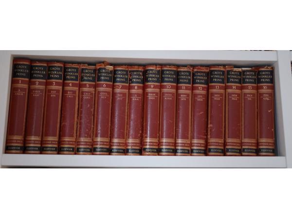 Grote Winkler Prins Encyclopedie, 20 delen + een supplement