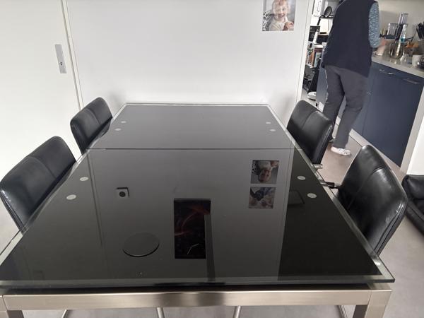 Gratis eetkamertafel