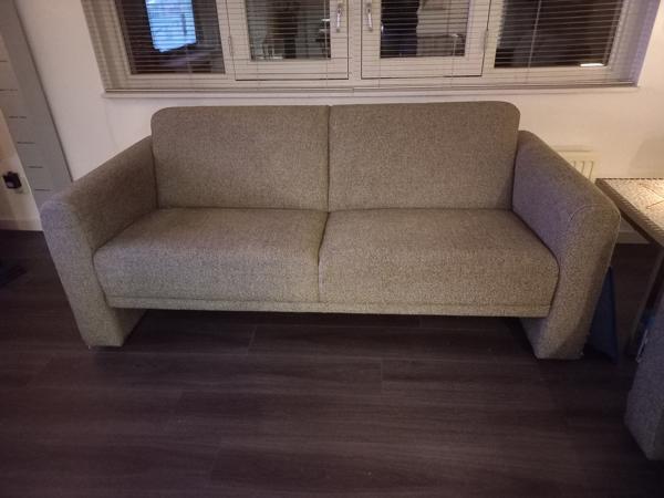 Gratis 2,5 en 3 zits bank - Gebruikt