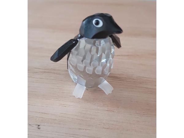 Swarovski Pinguin Meneer met doos vleugel gerepareerd