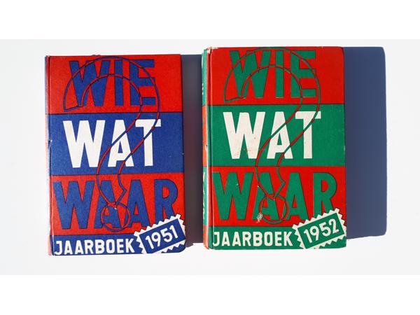 32 boeken WIE WAT WAAR 1947 - 1984