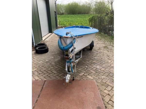 Zeilboot 5,5 meter lang zonder trailer