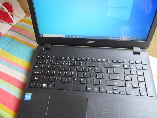 acer aspire es1   512