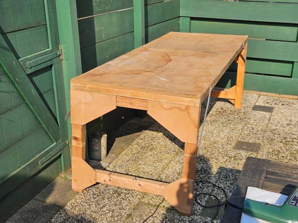 Uitklapbare tafel (205 x 80 x 75 cm)