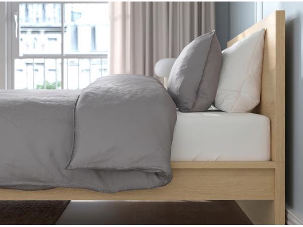 Ikea bed Malm 140x200 cm