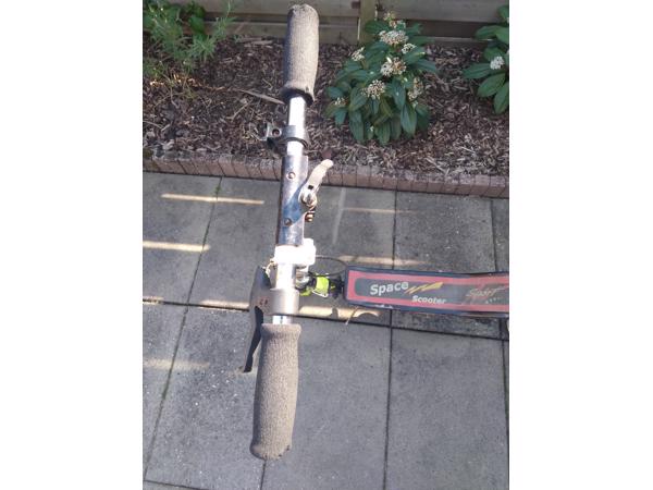 spacescooter met verstelbare stuurhoogte